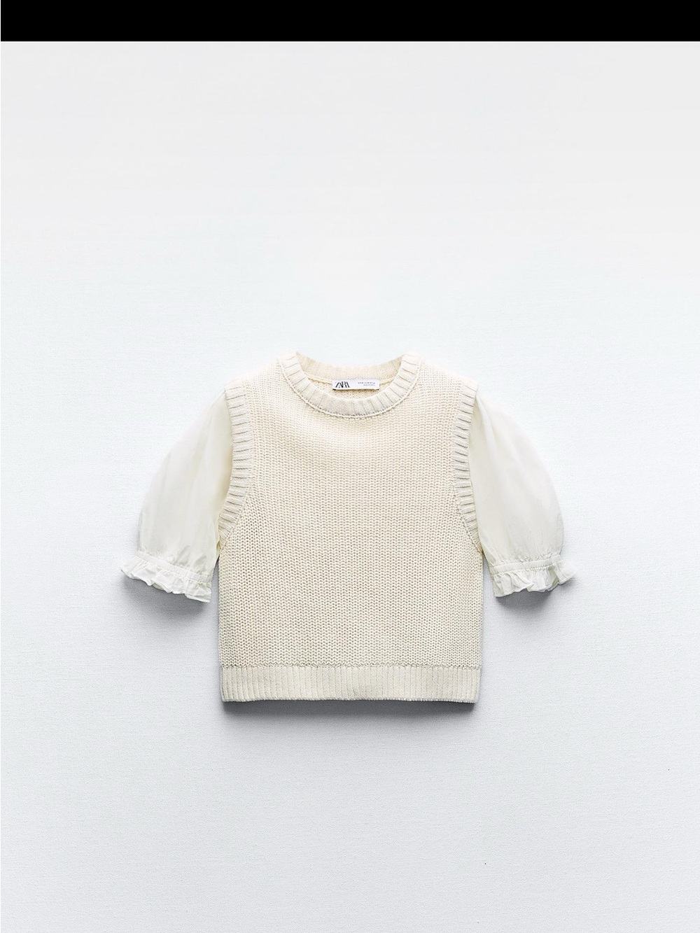 Zara MIXED SLEEVE KNIT TOP
S| ECRU
REF. 3991/103